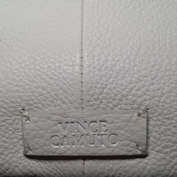 Vince Camuto Lenka colorblock leather crossbody bag in White Swan - Picture 3 of 16